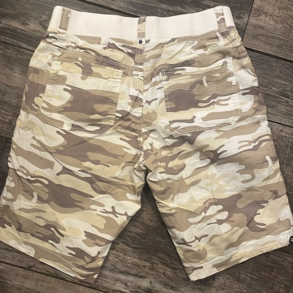 DASH COTTON BLEND BERMUDA SHORTS - Picture 3 of 4